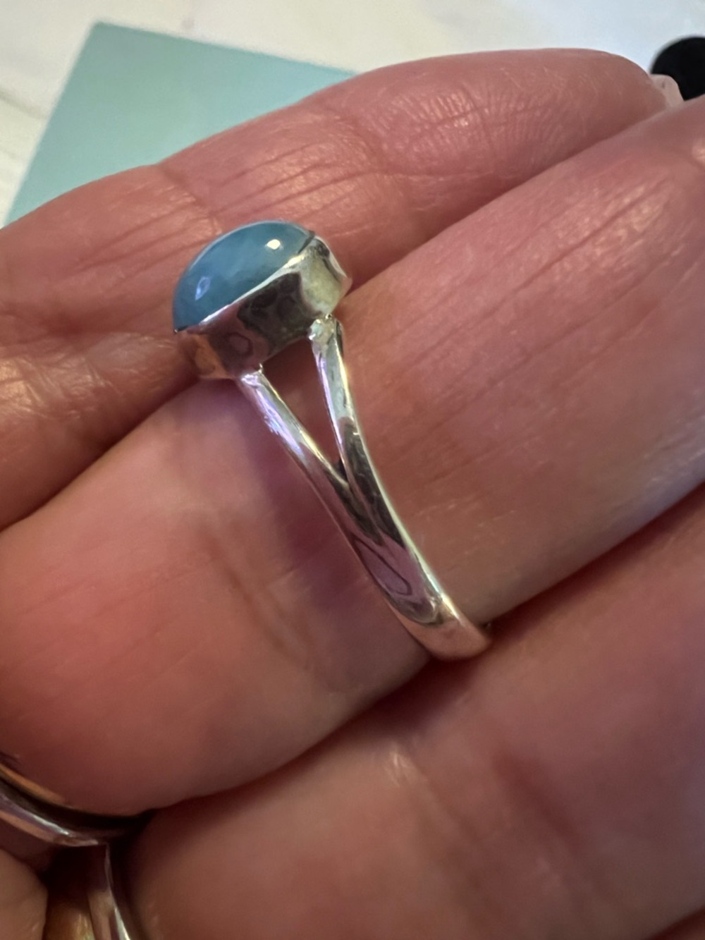 Sterling Silver .925 Beautiful Blue Genuine Larimar Cabochon Ring - Picture 4 of 7